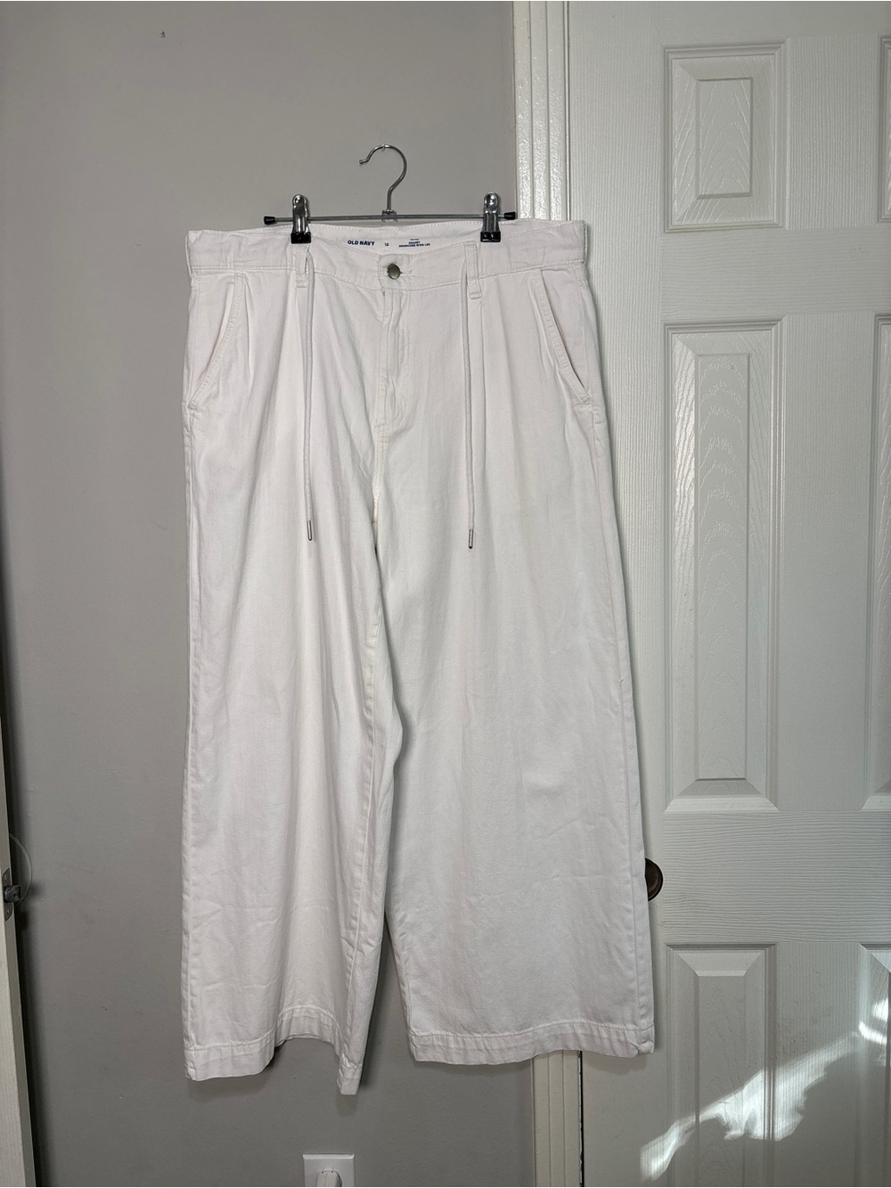 Old Navy High Rise Drapey Drawcord Wide Leg White Cotton size 12